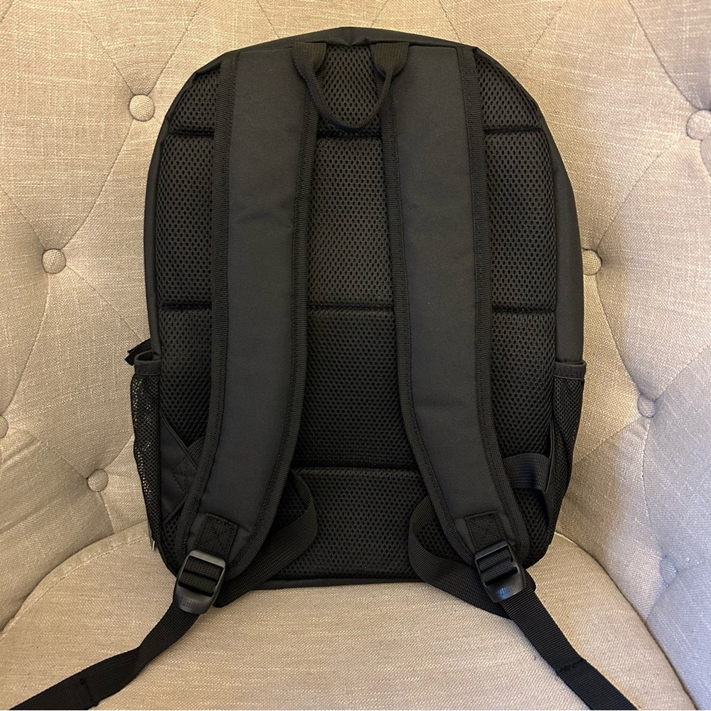 {PUMA} black and white full size backpack NWT - Picture 7 of 8